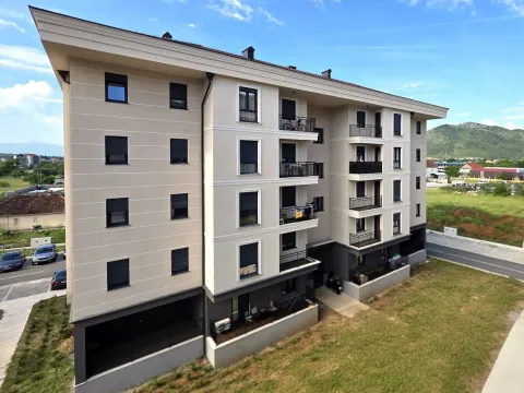 Prodaja, stan, 48m², Tološi, Podgorica - image 1
