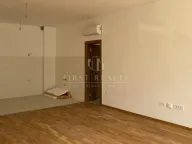Sale, four bedroom apartment, 106m², Dobrota, Kotor - image 7