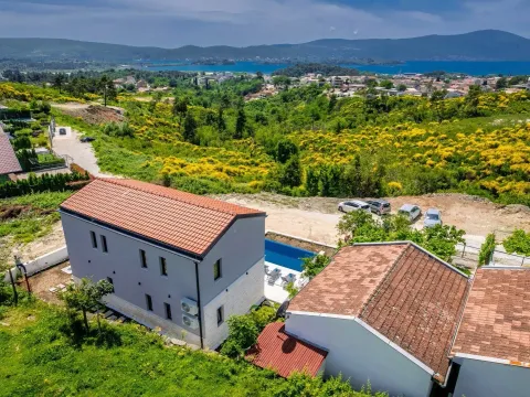 Prodaja, kuća, 250m², Tivat, Crna Gora - image 5
