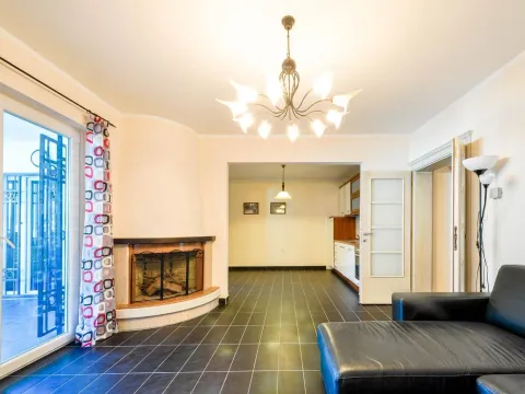 Prodaja, dvosoban stan, 104m², Stoliv, Kotor - image 4