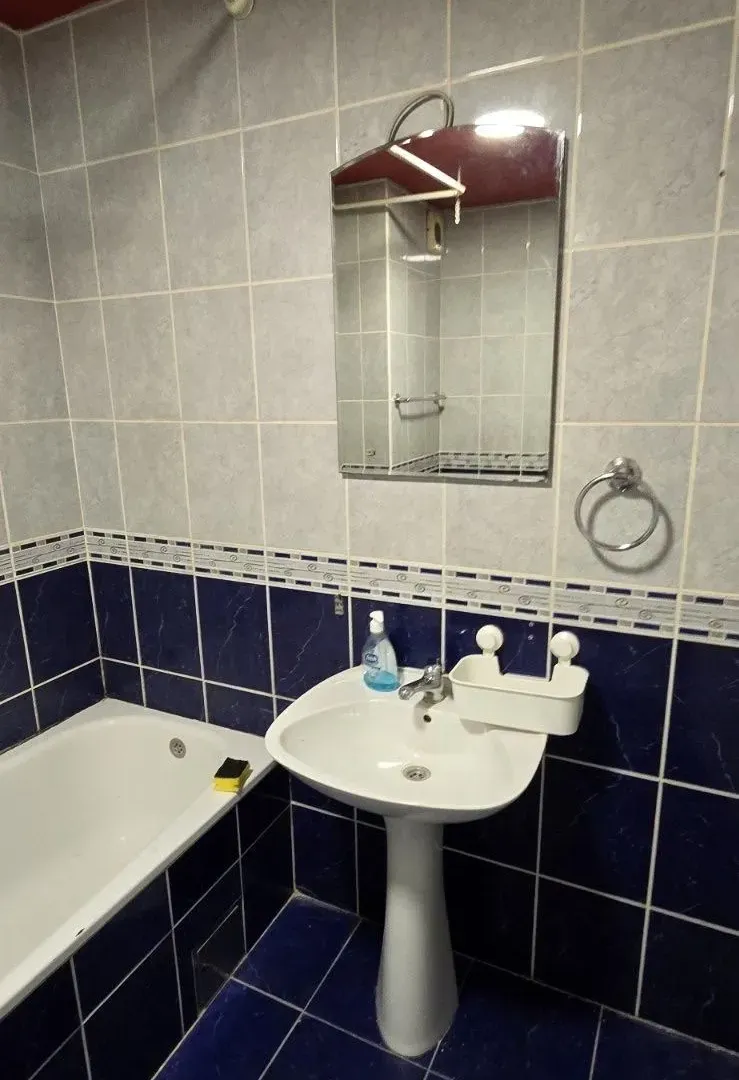 Izdavanje, dvosoban stan, 52m², Grbavica, Novi Sad Sve Podlokacije