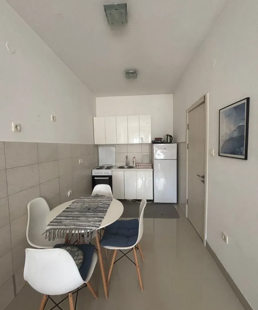 Izdavanje, dvosoban stan, 74m², City Kvart, Podgorica