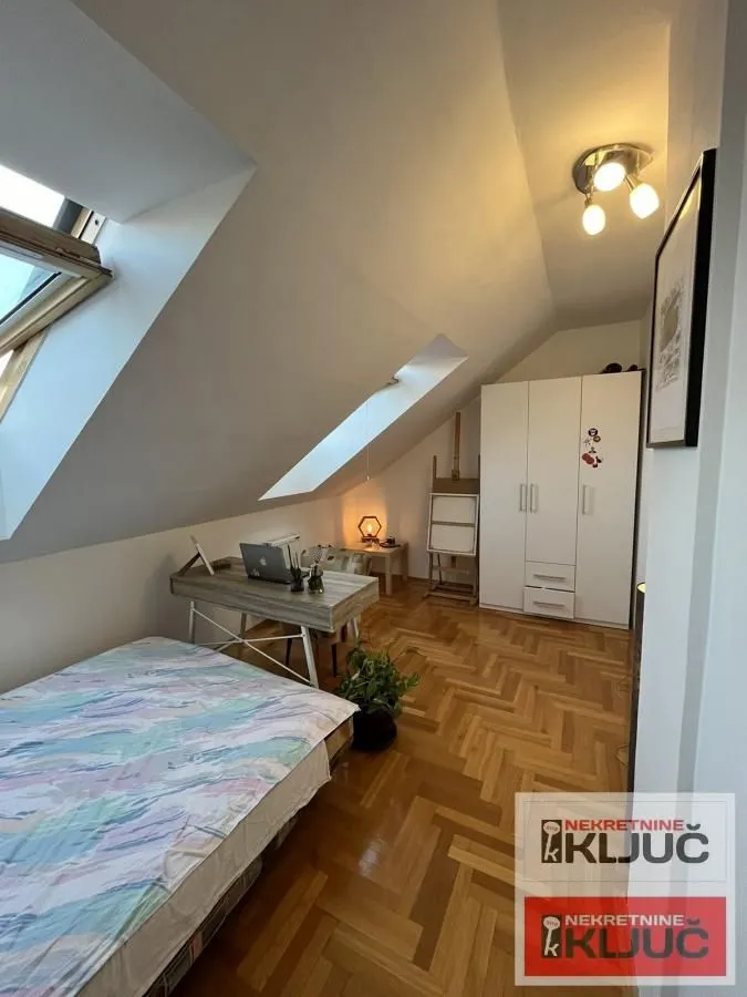 Prodaja, četvorosoban stan, 77m², Bulevar patrijarha Pavla, Novi Sad Sve Podlokacije