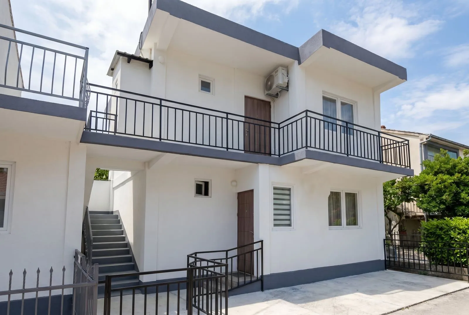 Sale, house, 129m², Šušanj, Bar