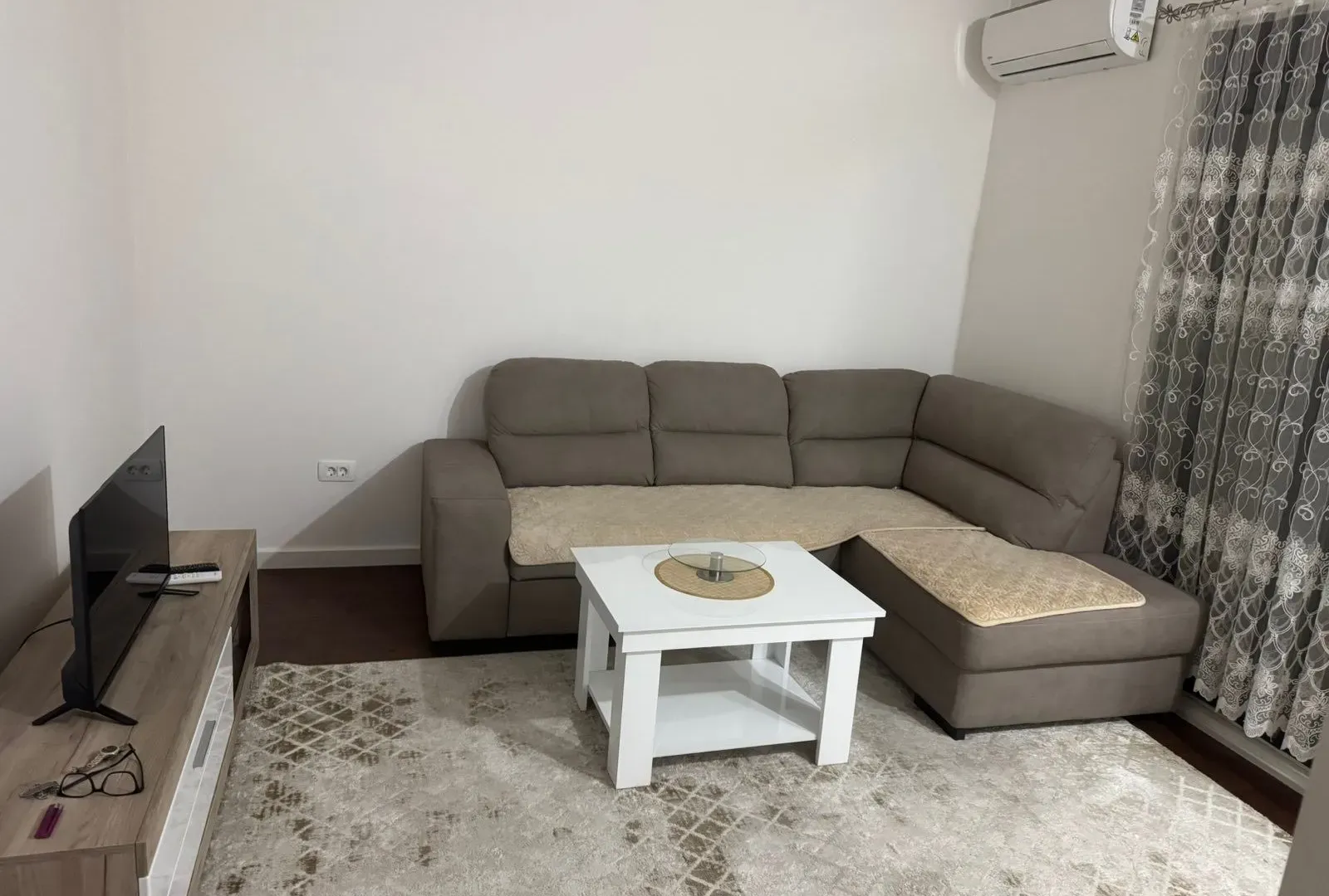 Rent, one bedroom apartment, 40m², Ostalo, Podgorica