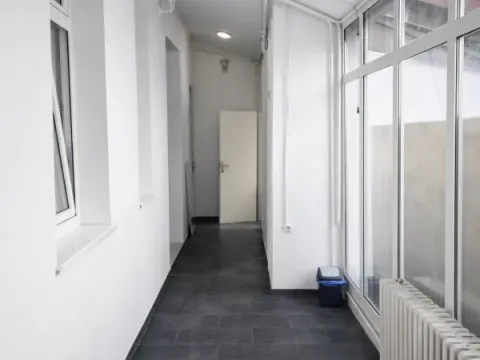 Rent, office space, 275m², Centar, Novi Sad - image 12