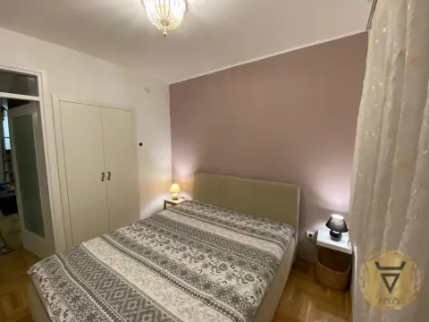 Rent, two bedroom apartment, 49m², Stari Grad, Beograd - image 8