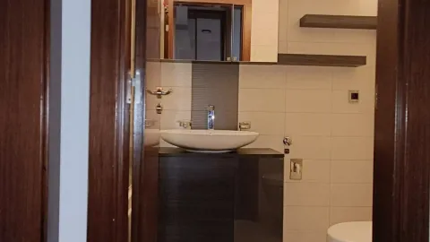 Sale, two bedroom apartment, 94m², Podgorica, Crna Gora - image 16