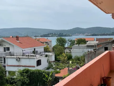 Izdavanje, jednosoban stan, 84m², Tivat, Crna Gora - image 13
