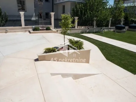 Izdavanje, kuća, 1400m², Savski Venac, Beograd - image 38