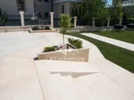 Izdavanje, kuća, 1400m², Savski Venac, Beograd - image 38