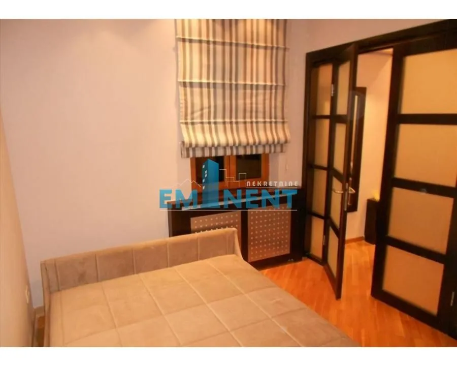 Rent, two bedroom apartment, 45m², Kalenić Pijaca, Vračar Sve Podlokacije