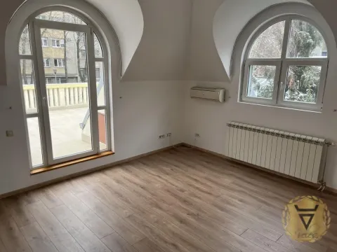 Izdavanje, kuća, 220m², Voždovac Sve Podlokacije, Beograd - image 11