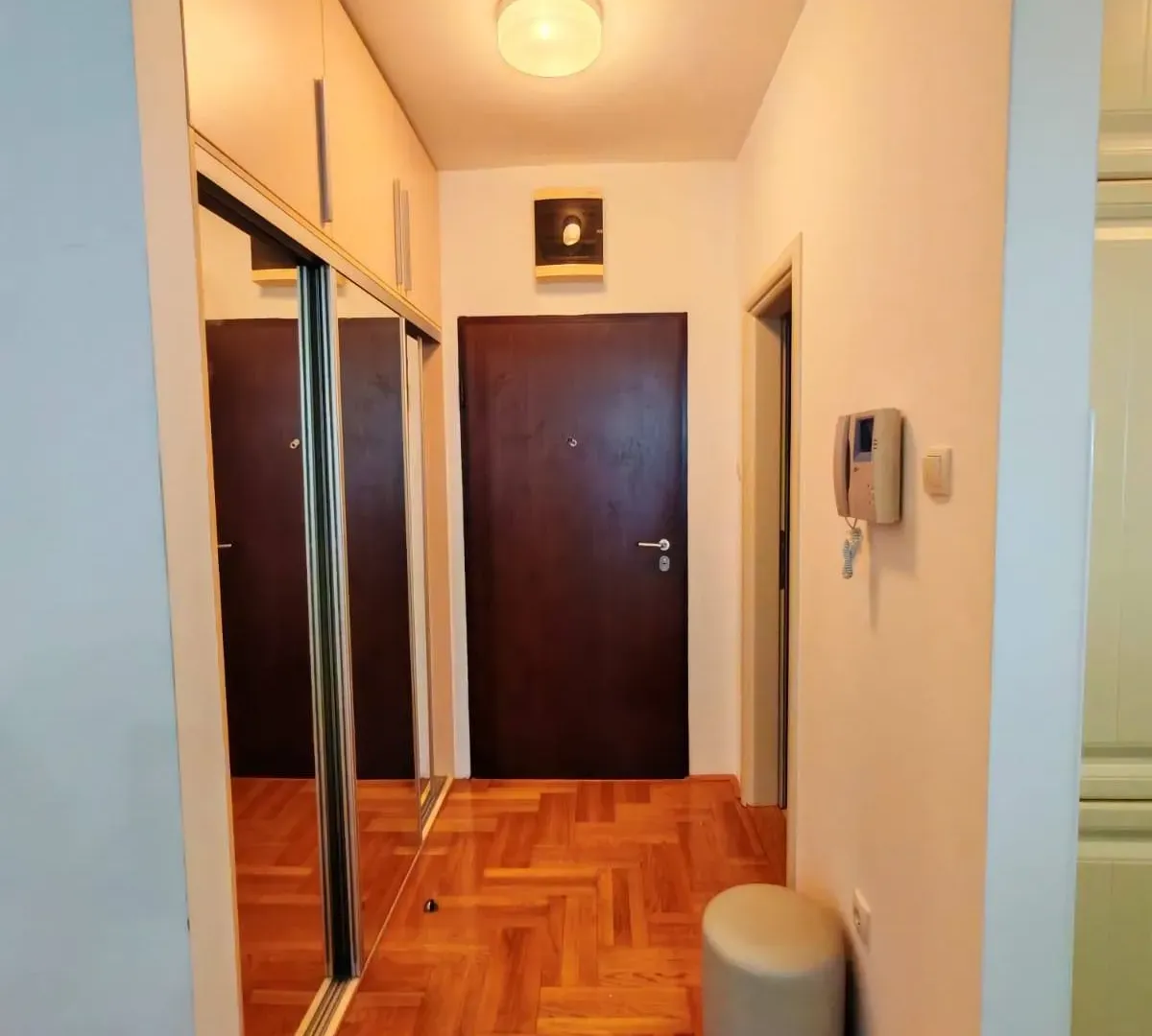 Prodaja, dvosoban stan, 86m², Bečići, Budva