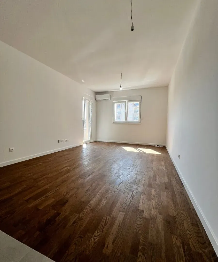 Prodaja, jednosoban stan, 46m², Stari Aerodrom, Podgorica