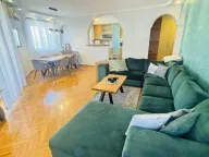 Izdavanje, jednosoban stan, 130m², Stari grad, Novi Sad - image 2