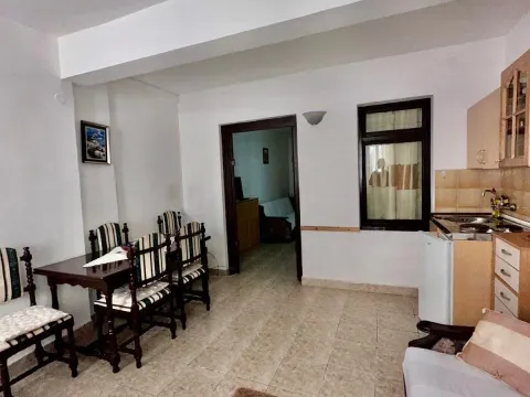 Stan in Sveti Stefan