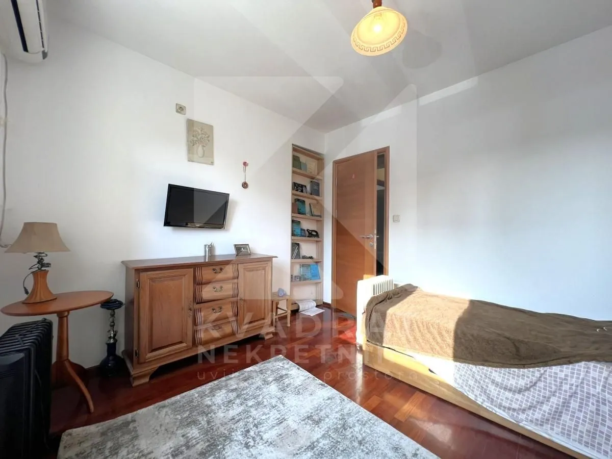 Rent, three bedroom apartment, 80m², Stari Aerodrom, Podgorica