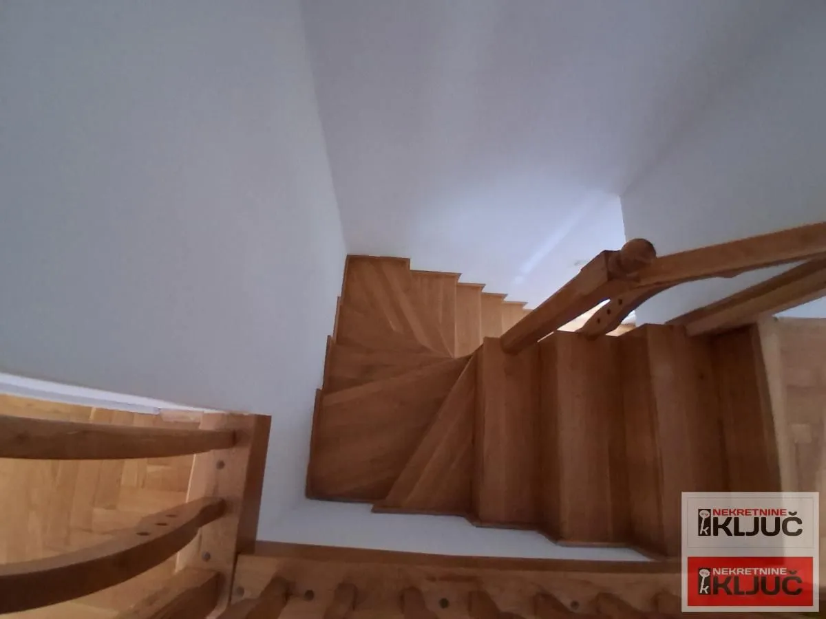 Izdavanje, četvorosoban stan, 94m², Nova Detelinara, Novi Sad Sve Podlokacije