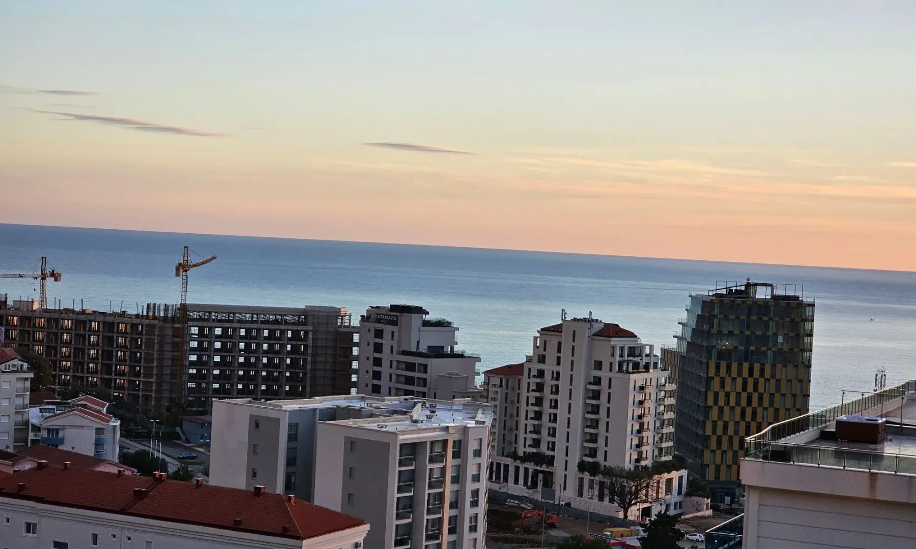 Rent, one bedroom apartment, 57m², Bečići, Budva