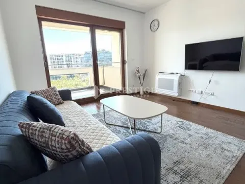 Izdavanje, dvosoban stan, 75m², Master Kvart, Podgorica - image 2