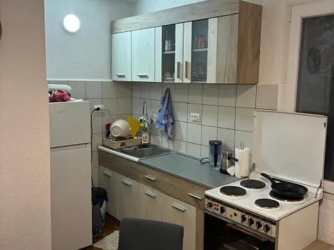 Rent, three bedroom apartment, 40m², Kotež, Palilula Sve Podlokacije - image 4