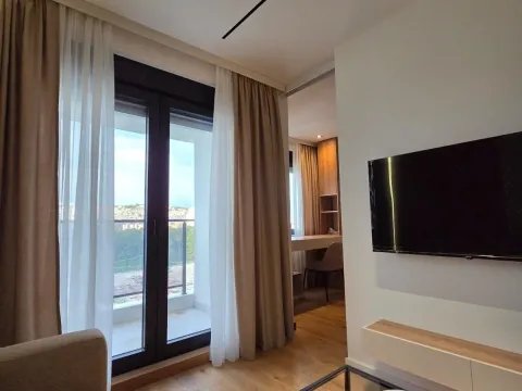 Rent, one bedroom apartment, 51m², Tološi, Podgorica - image 5