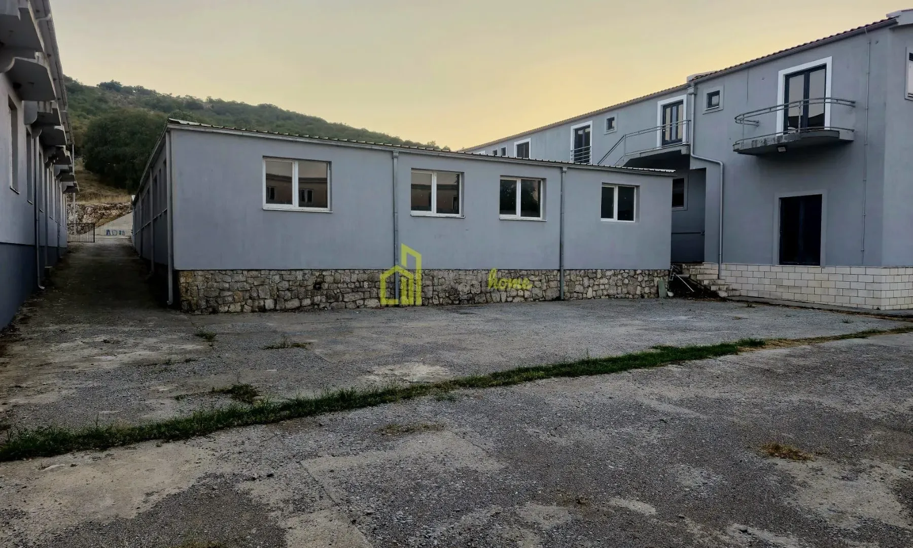 Sale, office space, 1500m², Mareza, Podgorica