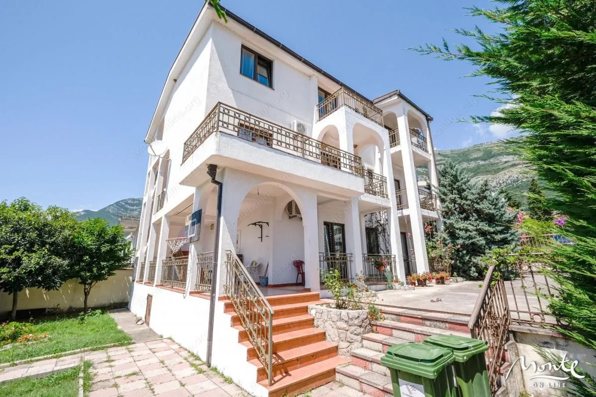 Sale, house, 410m², Sutomore, Bar