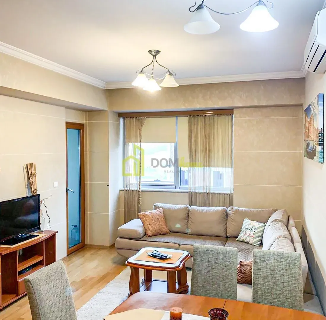 Izdavanje, jednosoban stan, 42m², Centar, Podgorica