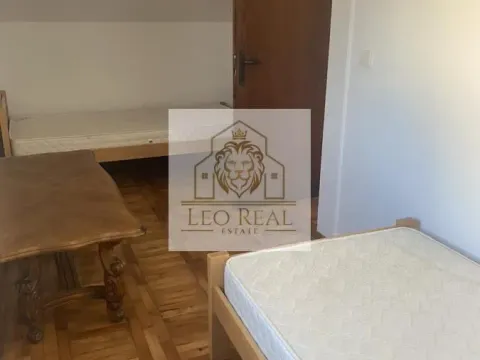 Rent, house, 330m², Dobanovci, Surčin - image 8