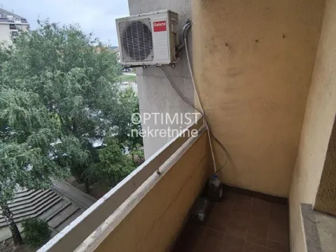 Sale, two bedroom apartment, 77m², Julino Brdo, Beograd - image 4