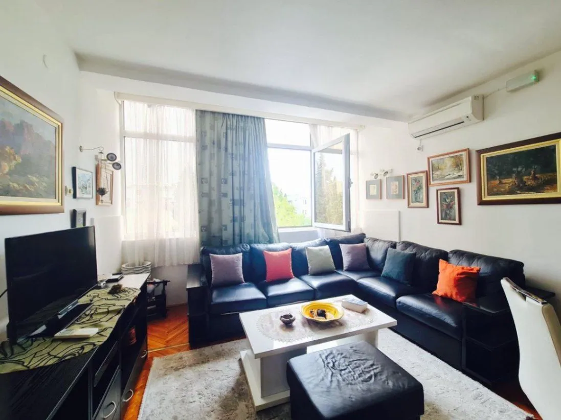 Izdavanje, jednosoban stan, 50m², Preko Morače, Podgorica