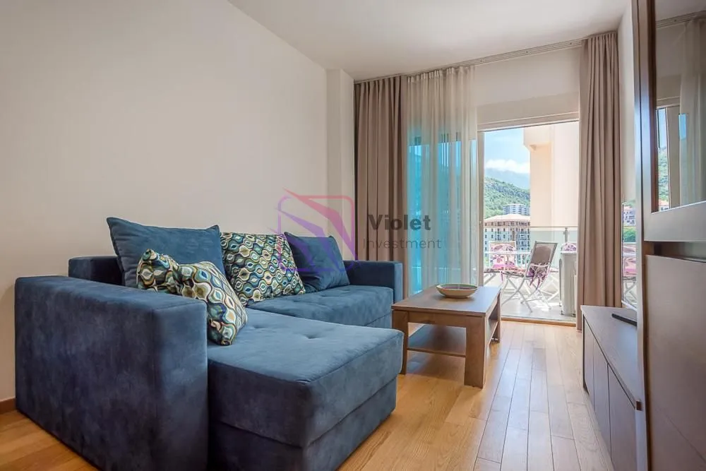 Prodaja, dvosoban stan, 55m², Bečići, Budva
