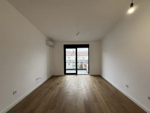 Prodaja, jednosoban stan, 47m², Momišići, Podgorica - image 4