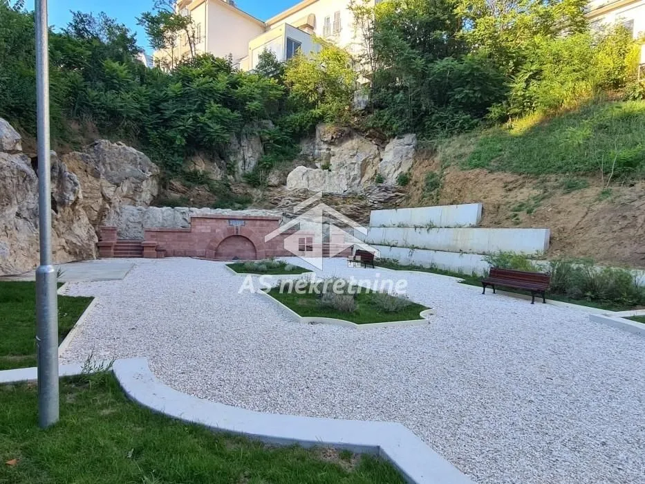 Izdavanje, stan, 240m², Savski Venac, Beograd
