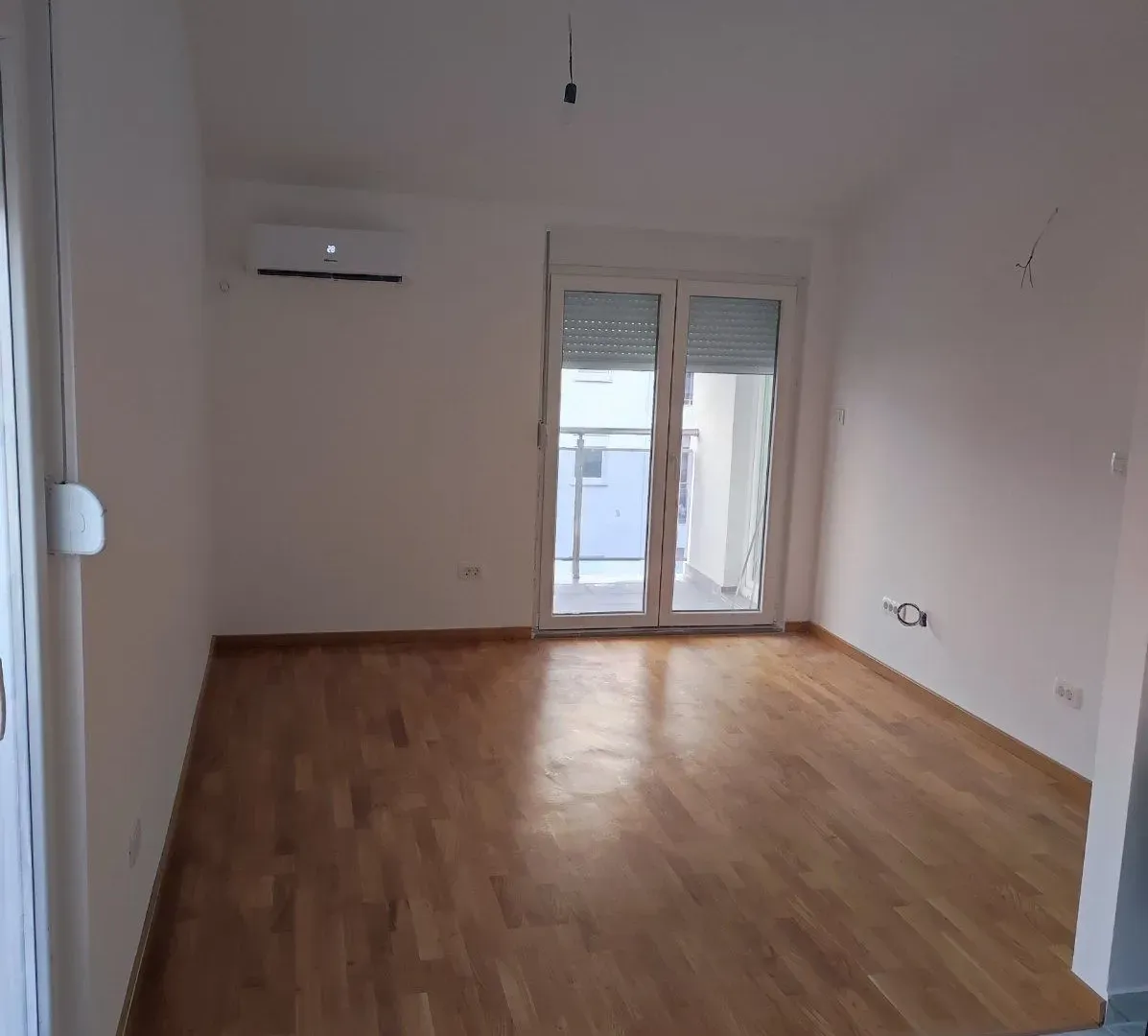 Izdavanje, jednosoban stan, 42m², Zagorič, Podgorica
