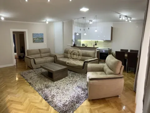 Izdavanje, četvorosoban stan, 130m², Grbavica, Novi Sad Sve Podlokacije - image 4