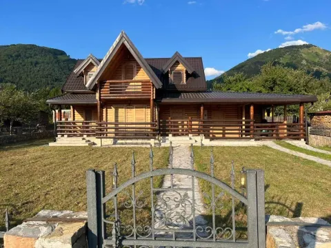 Prodaja, kuća, 180m², Kolašin, Crna Gora - image 2
