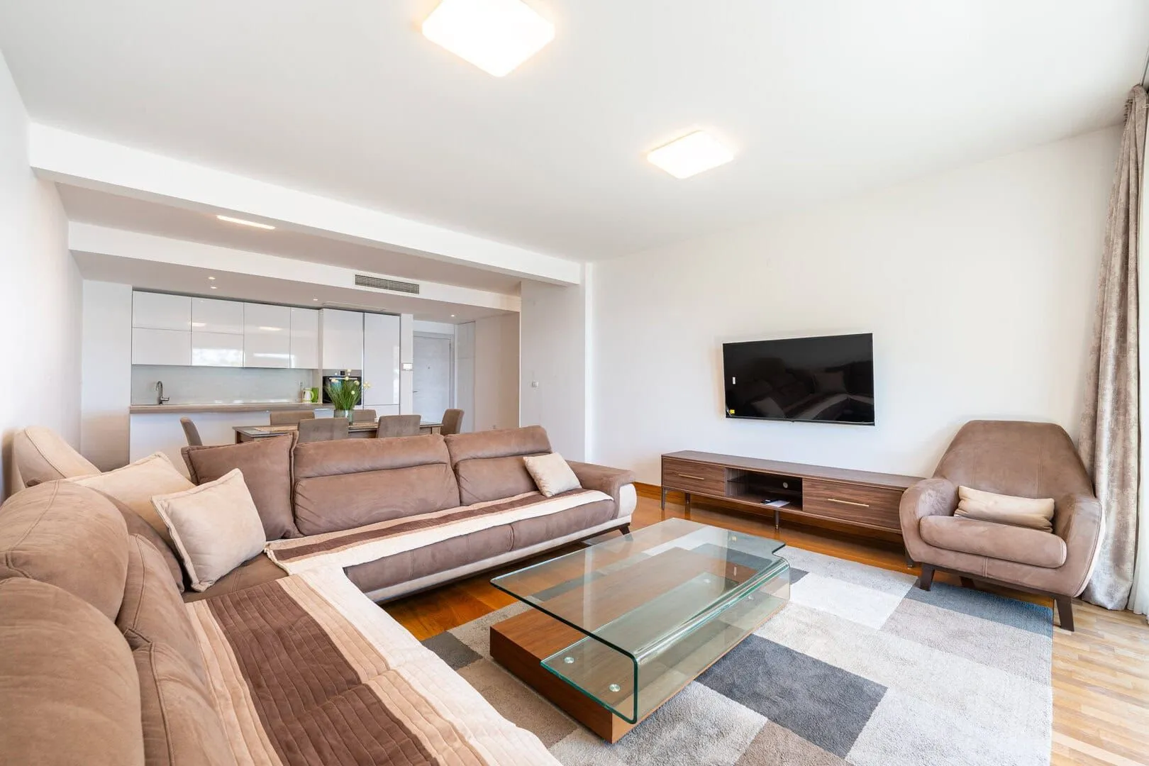 Sale, one bedroom apartment, 85m², Rafailovići, Budva