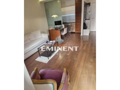 Izdavanje, dvosoban stan, 52m², Slavija, Vračar Sve Podlokacije - image 4