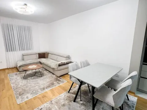Izdavanje, jednosoban stan, 46m², City Kvart, Podgorica - image 3