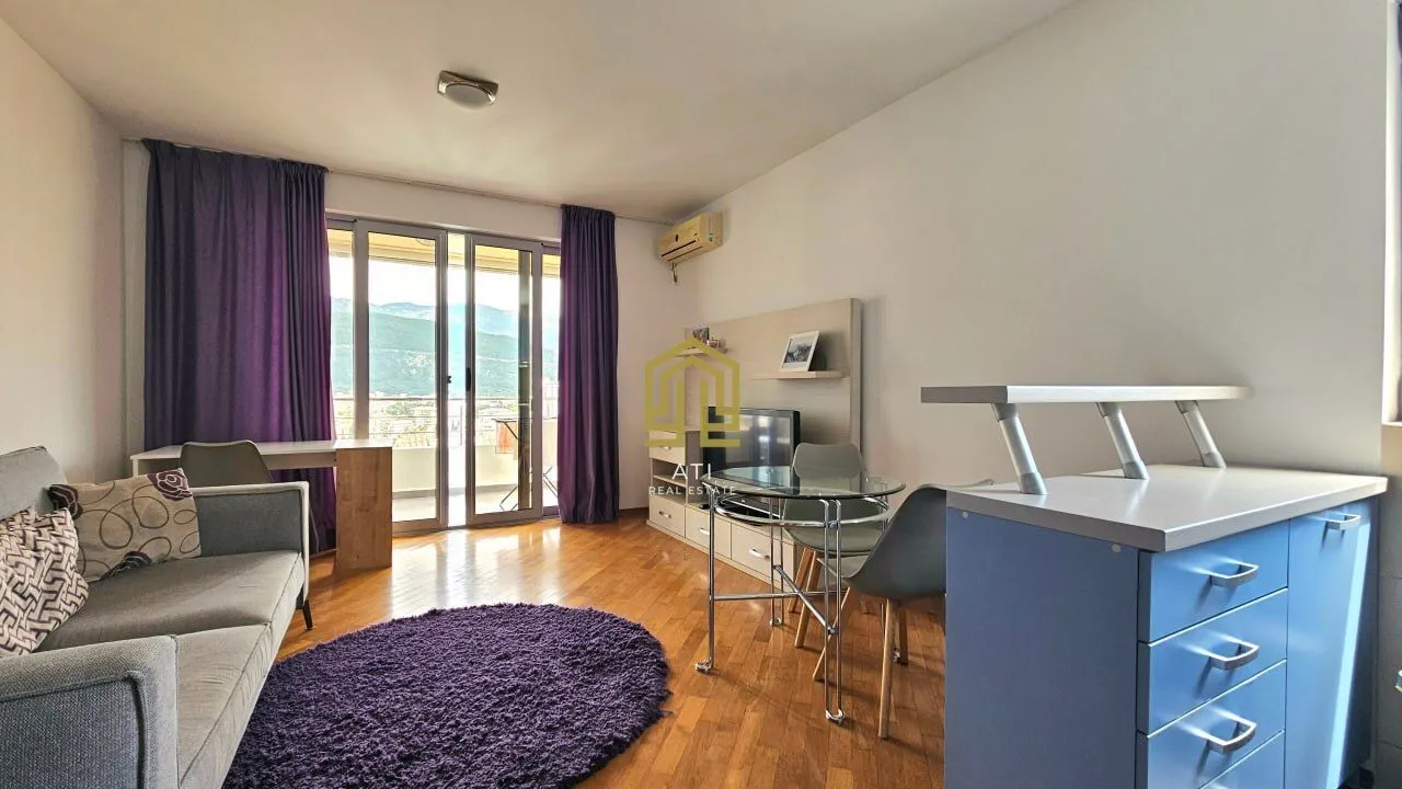 Rent, one bedroom apartment, 47m², Babin Do, Budva