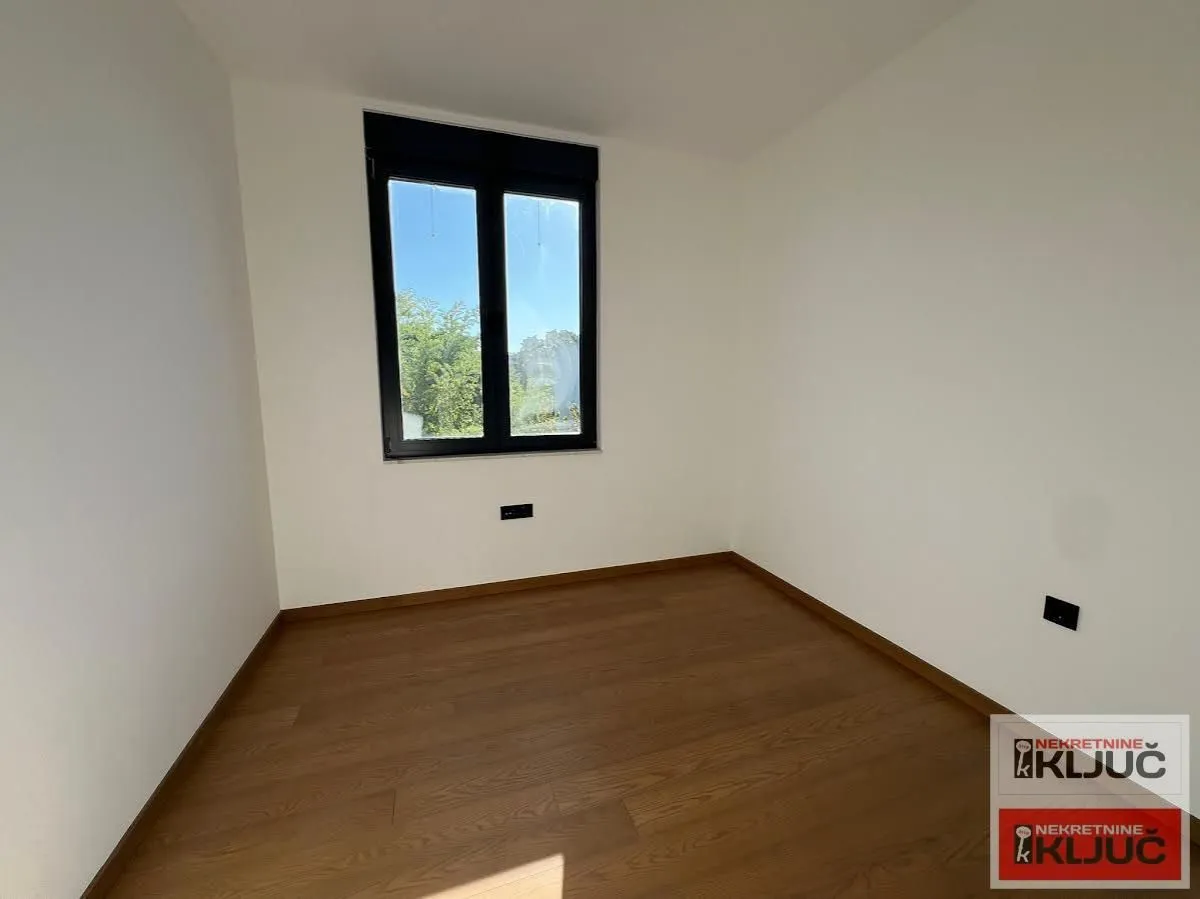 Prodaja, stan, 142m², Telep, Novi Sad Sve Podlokacije