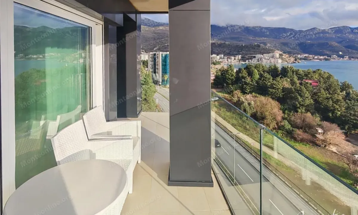 Sale, two bedroom apartment, 83m², Bečići, Budva