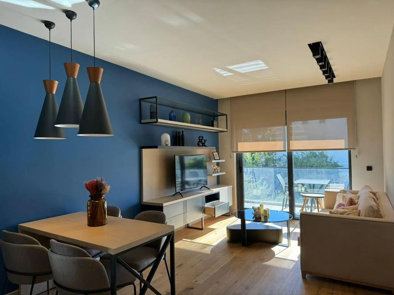Rent, one bedroom apartment, 45m², Tivat, Crna Gora