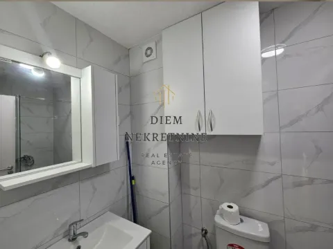 Izdavanje, jednosoban stan, 44m², Centar, Bar - image 10