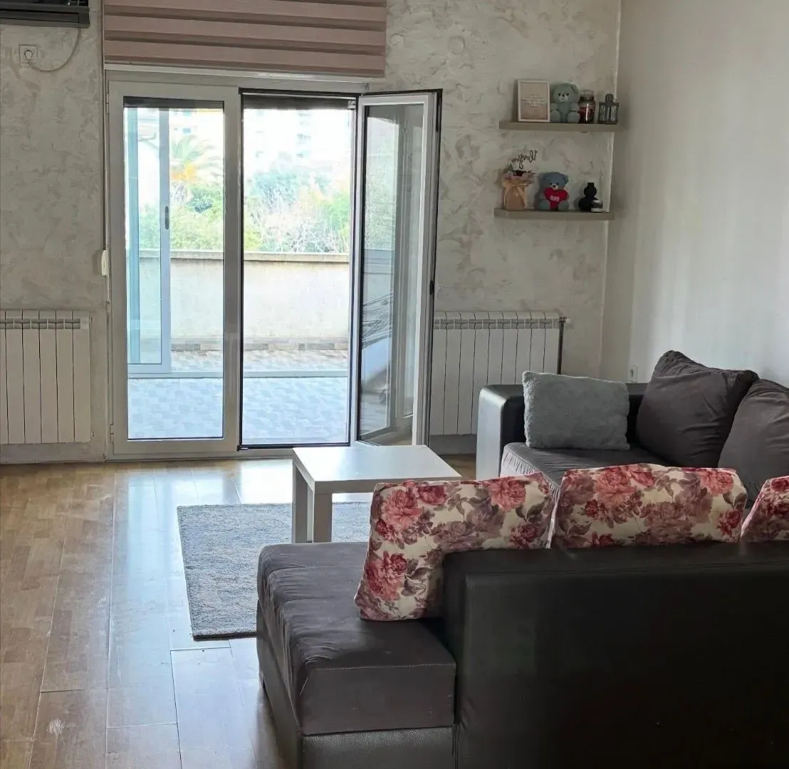 Sale, house, 150m², Stari Aerodrom, Podgorica