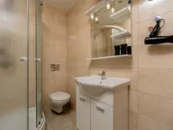 Rent, one bedroom apartment, 35m², Bulevar, Budva - image 3