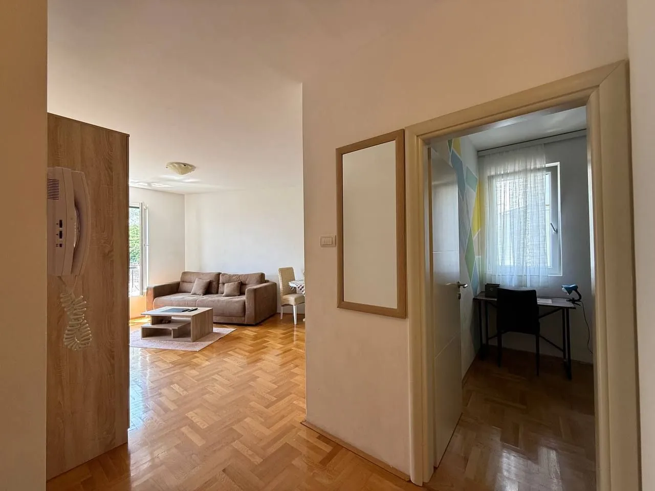 Rent, two bedroom apartment, 60m², Bečići, Budva